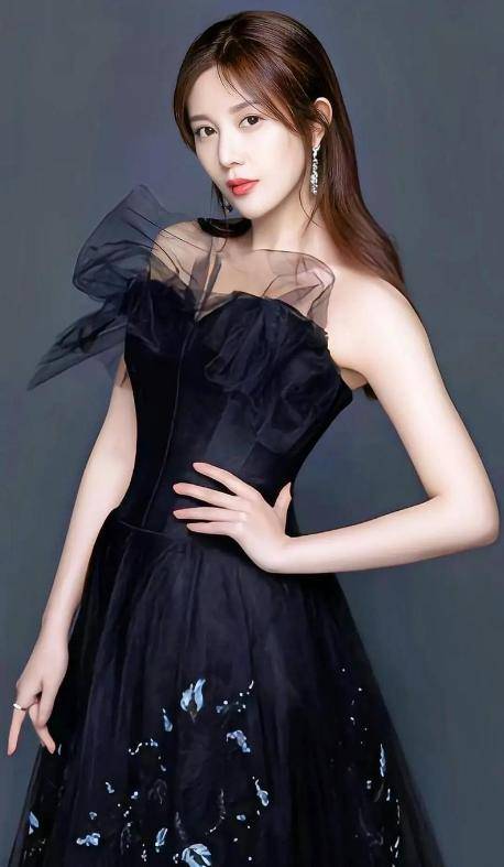 开云体育官方登录入口-关于柏林赫塔备战新赛季，期待再度崭露头角的信息