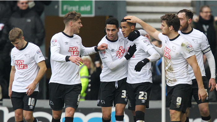 桑普顿主场取得关键胜利,唾沫战胜对手 桑普顿主场取得关键胜利,唾沫战胜对手