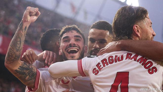 塞维利亚前锋奥坎柳因伤下场，球队攻击力下降的简单介绍