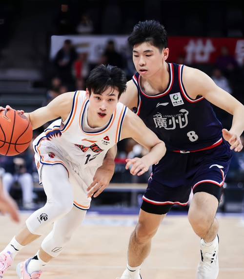 江苏男篮走上不败之路，力争晋级