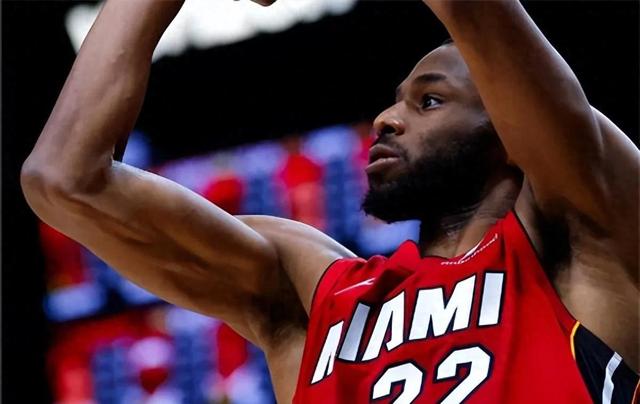 老鹰队扼杀对手，特雷杨再次成为关键先生