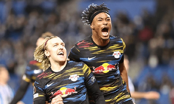 开云体育入口-汉堡客场赢球，取得关键三分的简单介绍