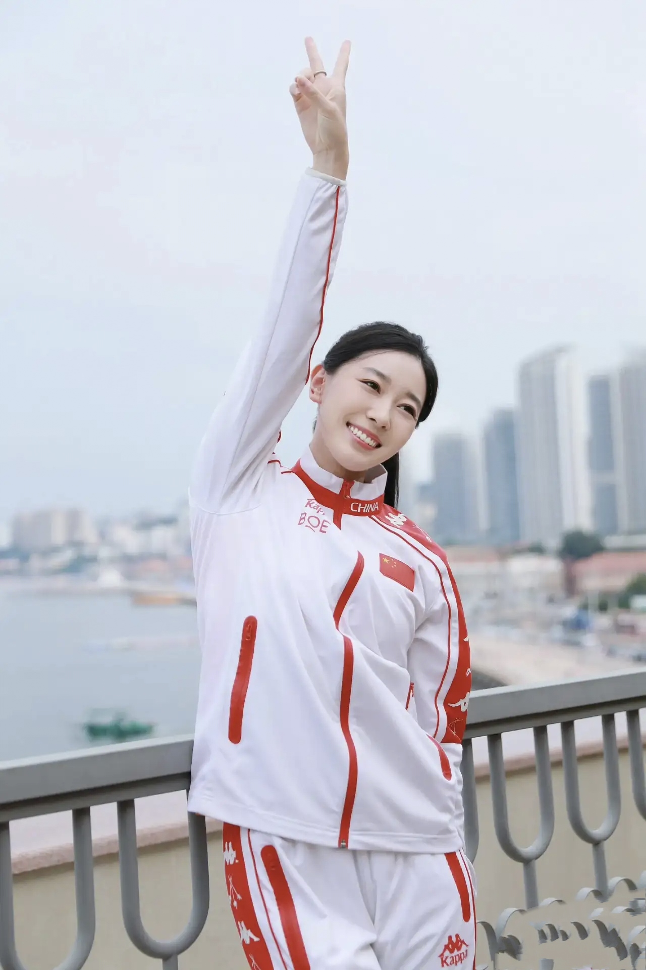 开云体育app下载-毛里求斯拳击选手拼尽全力，夺得金牌