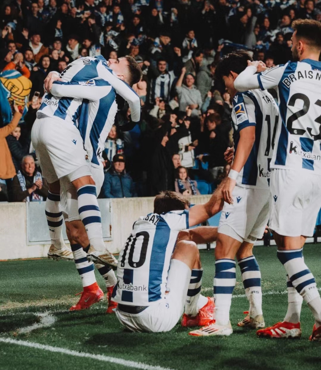 开云体育app-包含巴塞罗那球员因伤退出大名单，球队编制受挑战的词条