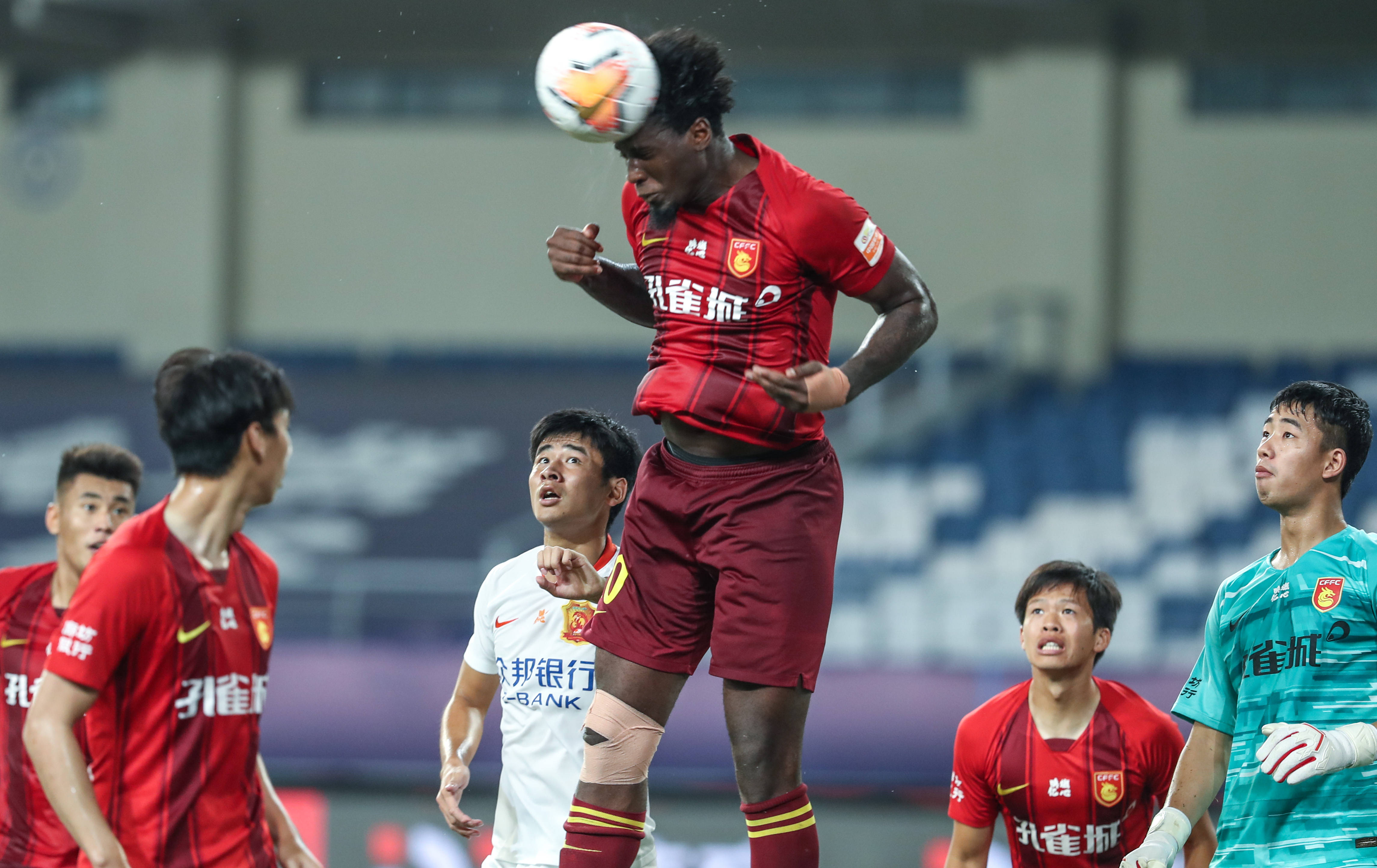 开云体育官方登录入口-包含河北华夏主场告捷，取得三连胜，积分榜上升至前列的词条