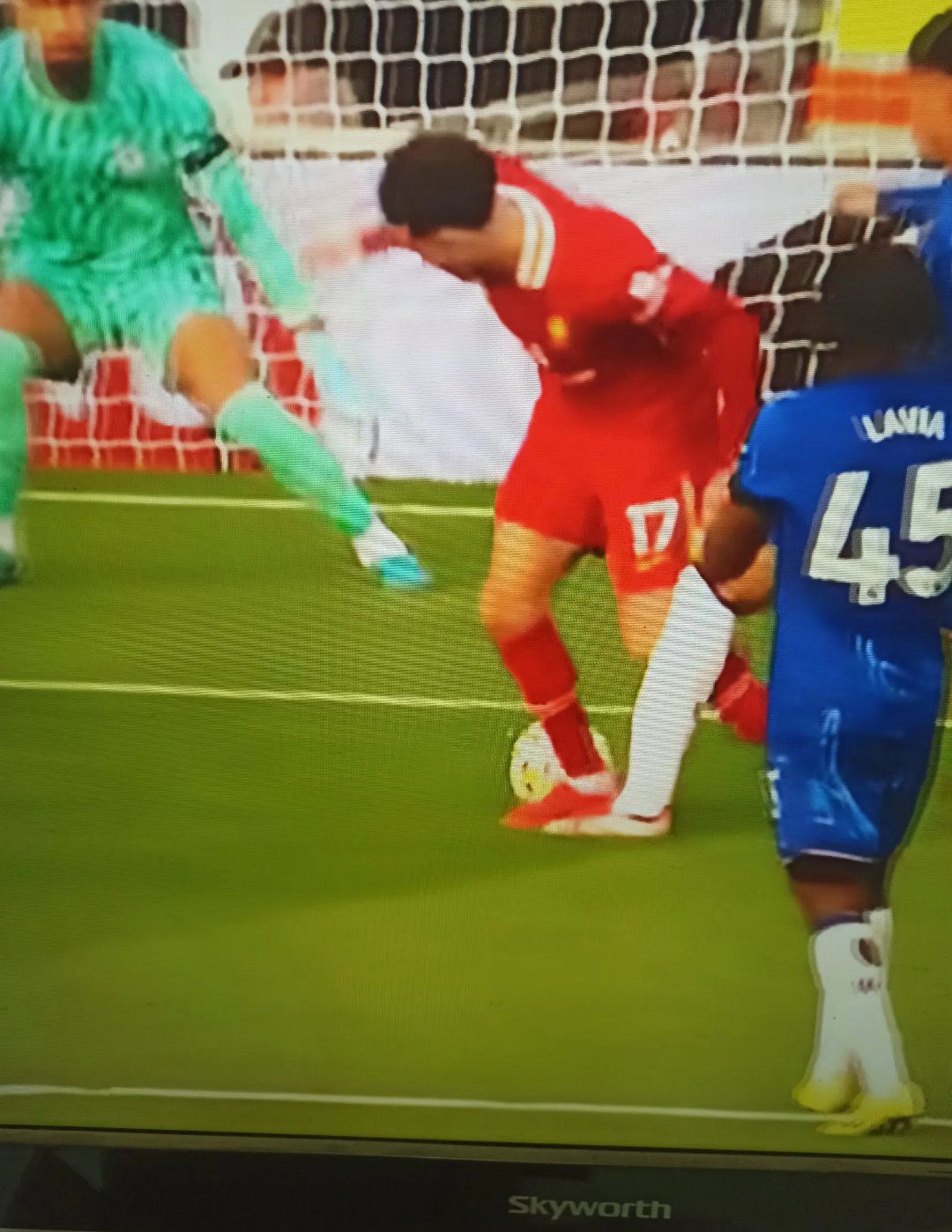 开云体育官方入口-纽卡斯尔城球员遭遇伤病，压力倍增的简单介绍