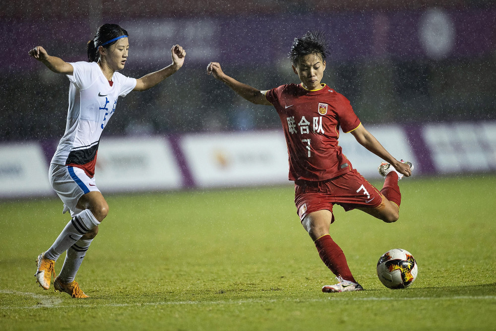 中国女队在国际足球赛场展现出强大实力的简单介绍