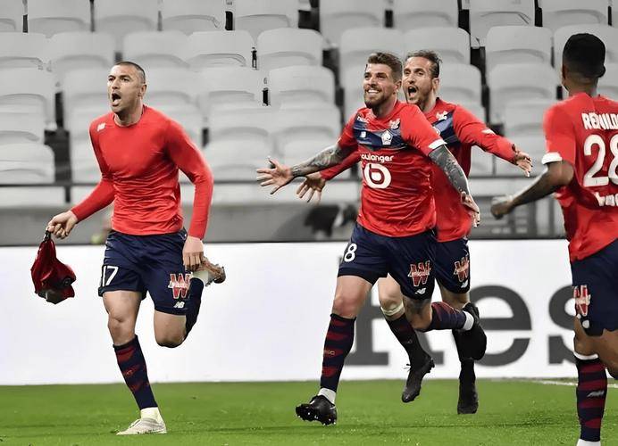 圣埃蒂安客场险胜尼斯，稳稳排名积分前列的简单介绍