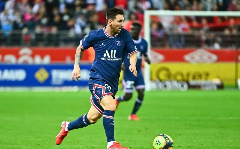 关于兰斯客场大胜，连胜追赶前列的信息